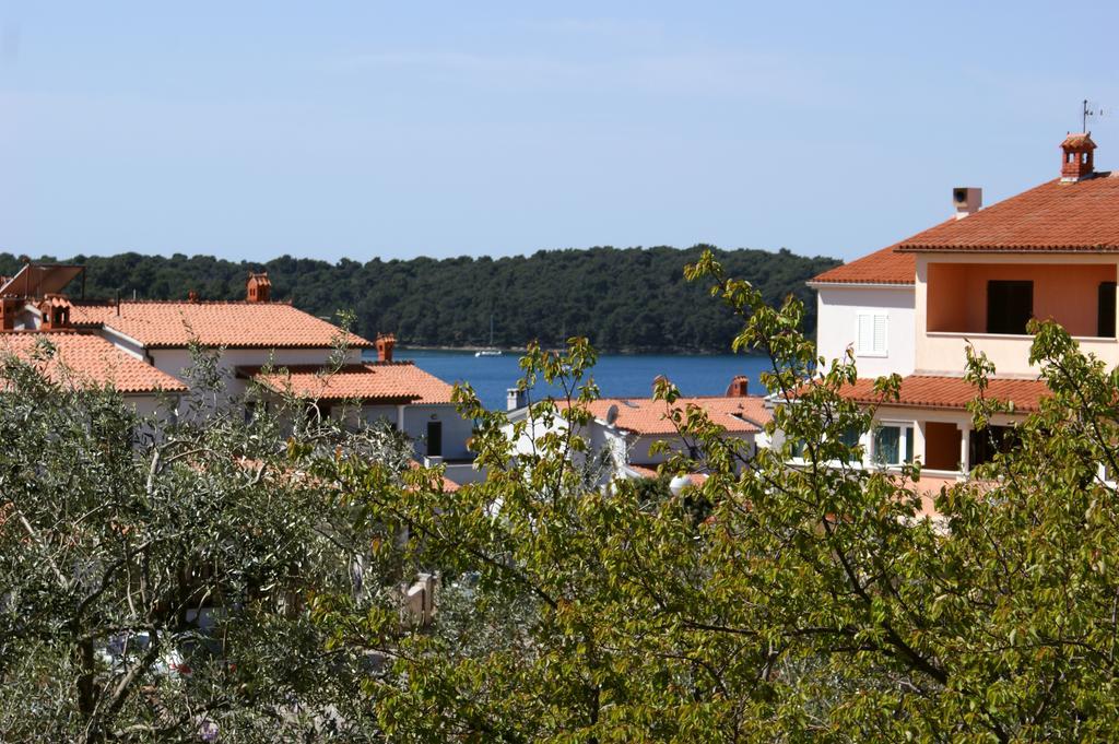 Apartments Cezar Vinkuran Eksteriør billede