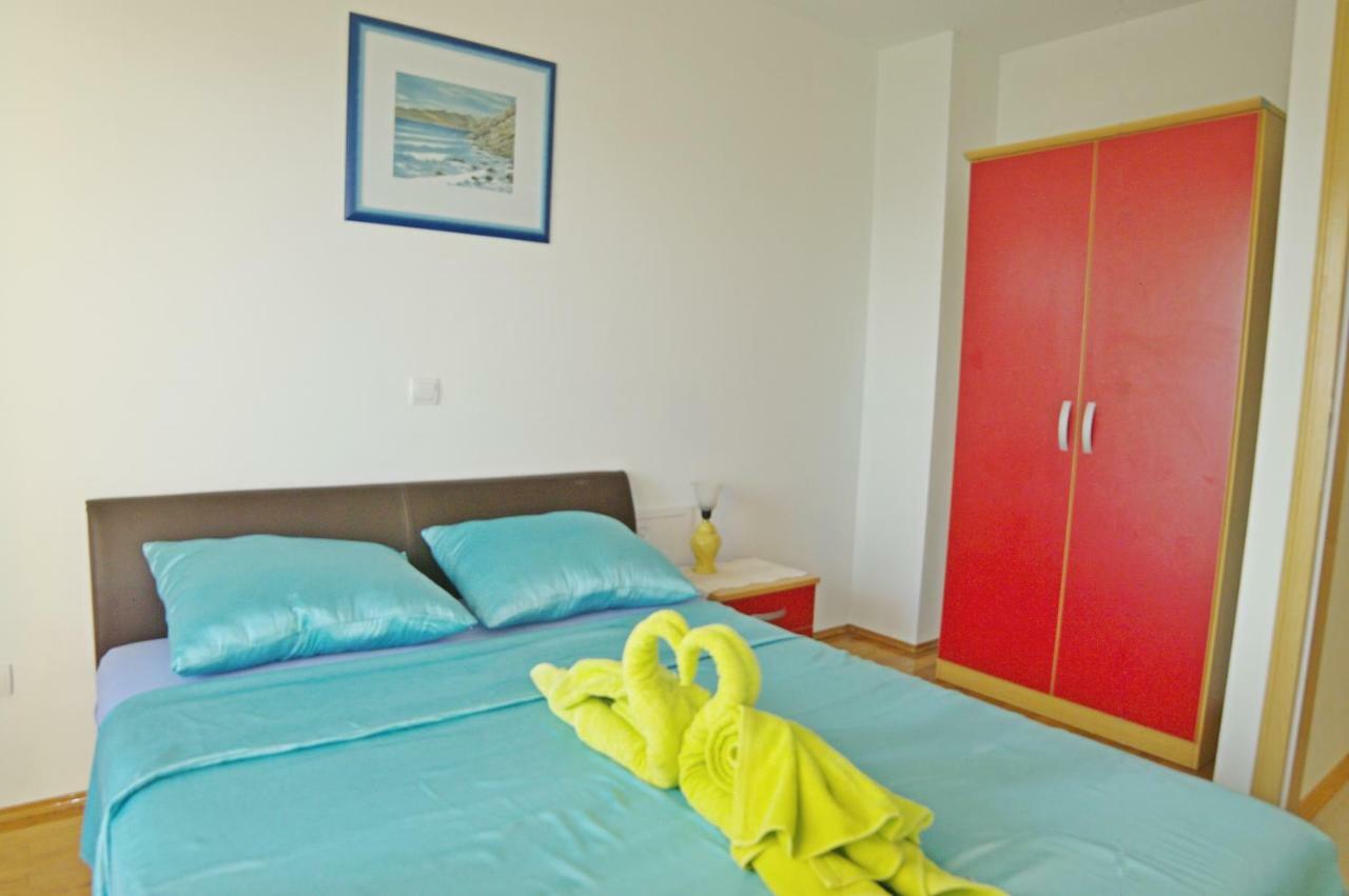 Apartments Cezar Vinkuran Eksteriør billede